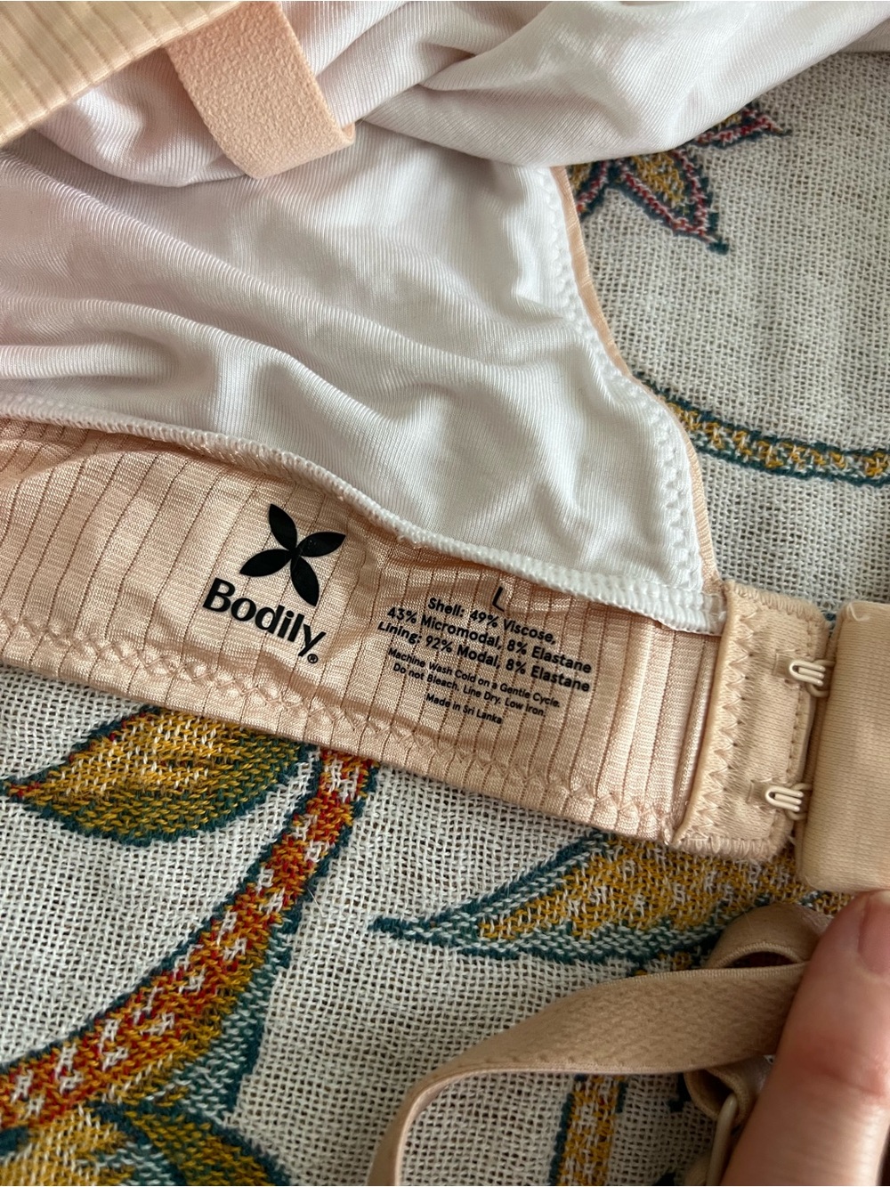 Lot of 4 size large nursing bras - Bodily, Harper Wilde, Auden - Picture 4 of 7